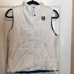 American Eagle puffer Vest